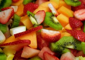 Mit Diabeteszucker sollte Obst eine tägliche Ernährung beinhalten